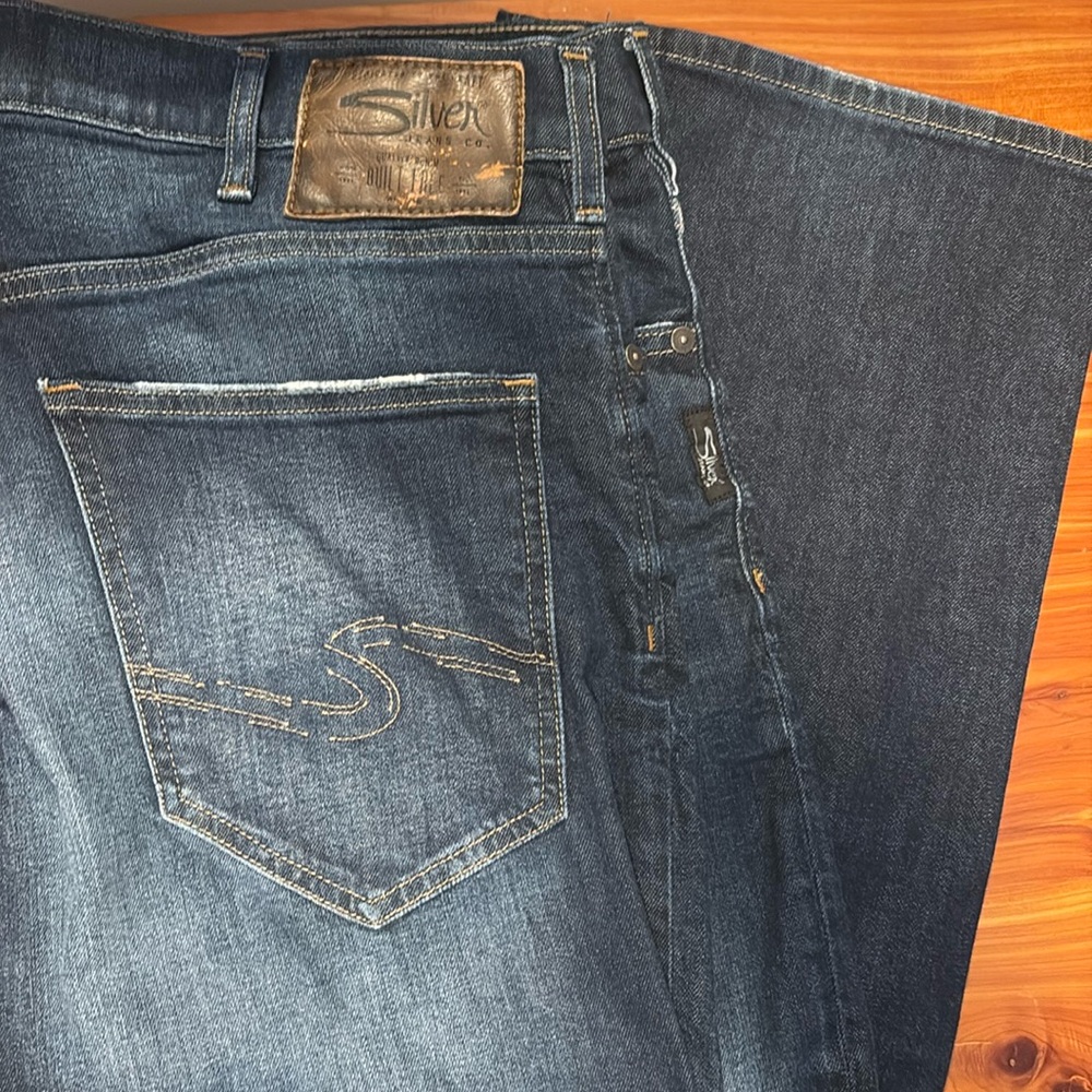 Silver jeans/Eddie